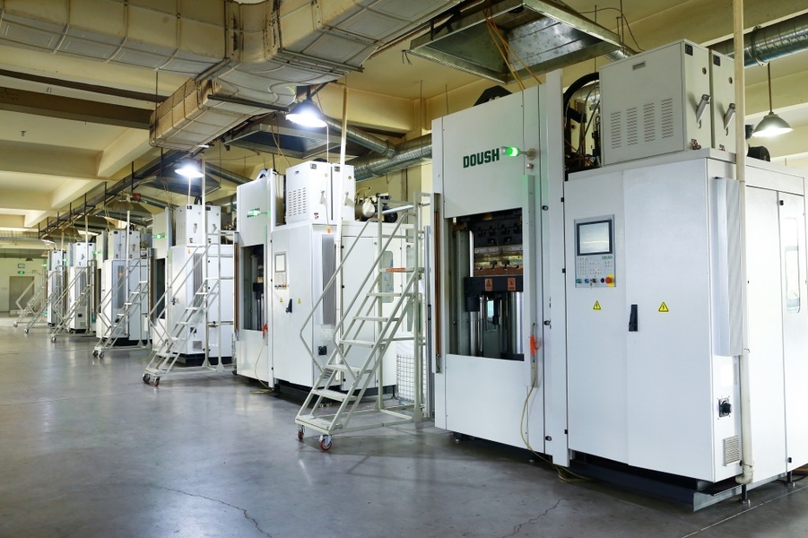 Jiangsu Kunyuan Rubber & Plastic Technology Co.,Ltd প্রস্তুতকারকের উৎপাদন লাইন